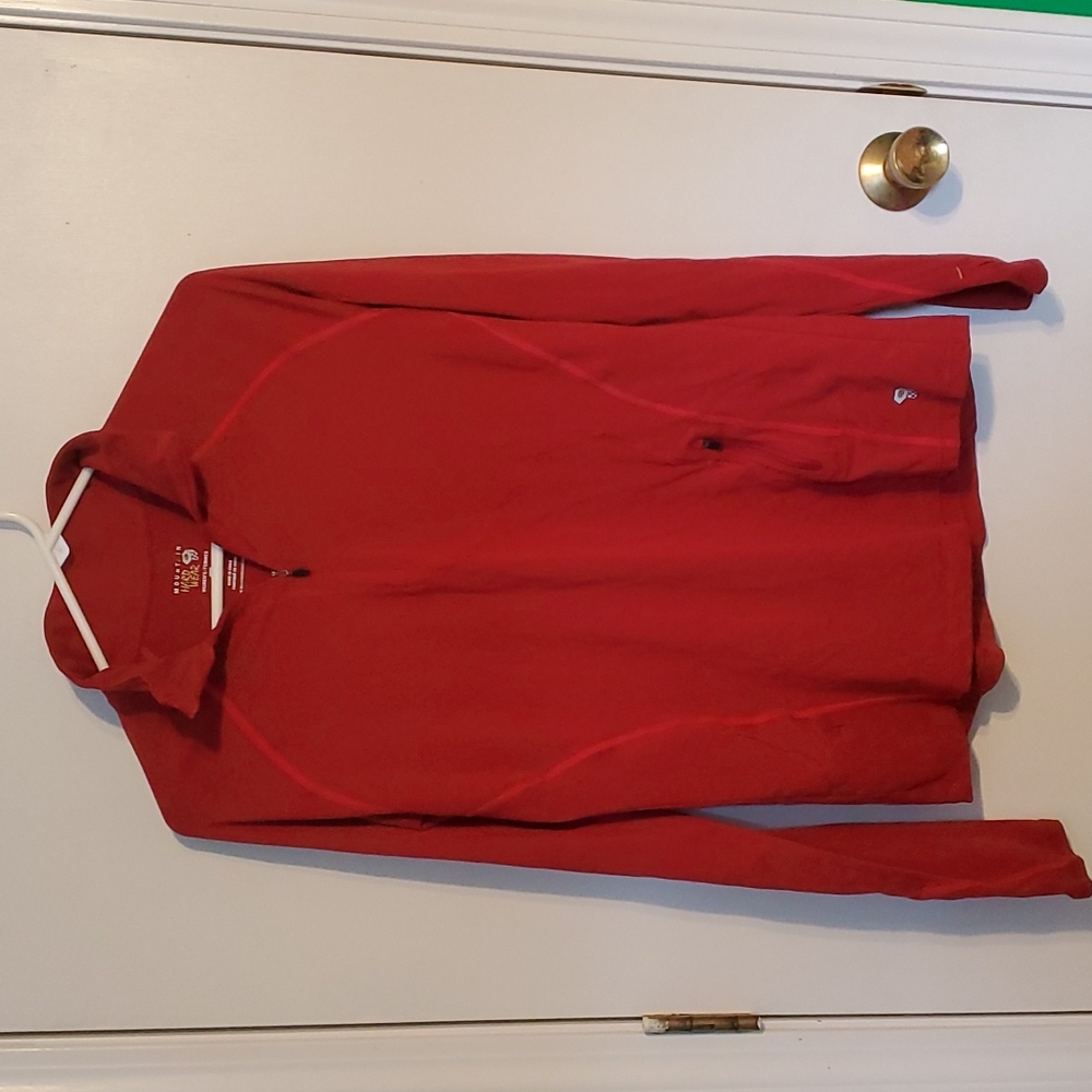 Mountain Hardwear women's L red 1/4 zip long sleeve shirt